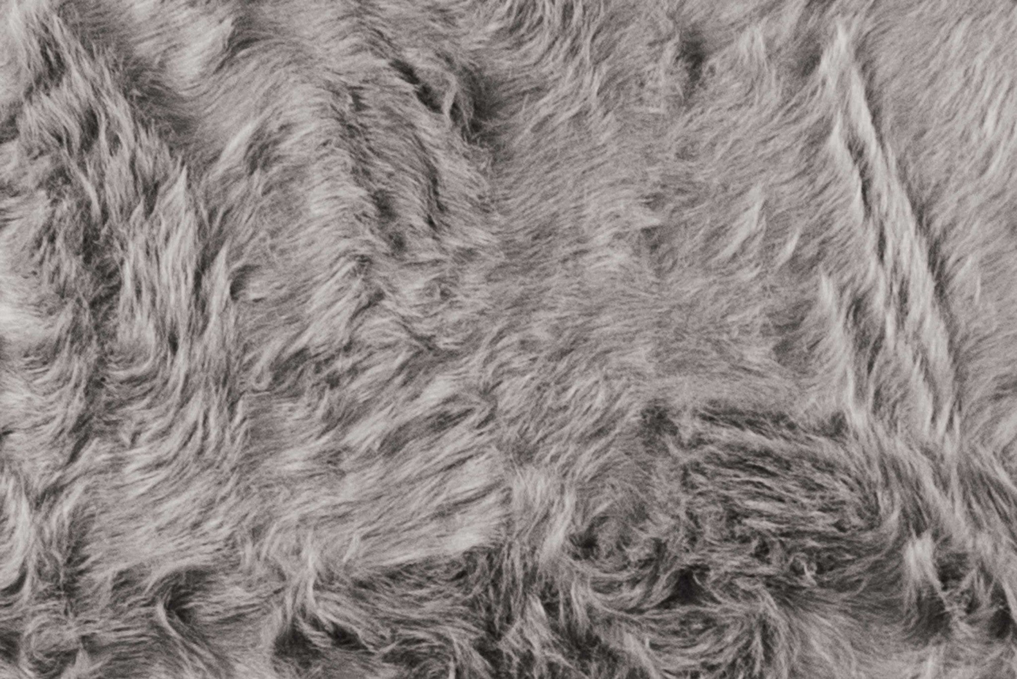 2' X 3' Gray Faux Sheepskin Area Rug