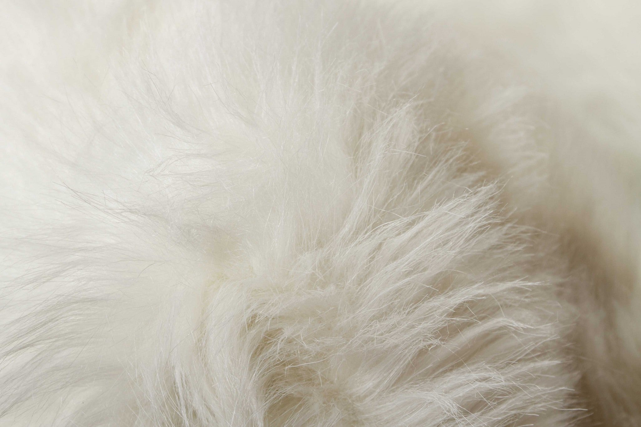 5' X 8' Off White Faux Fur Area Rug
