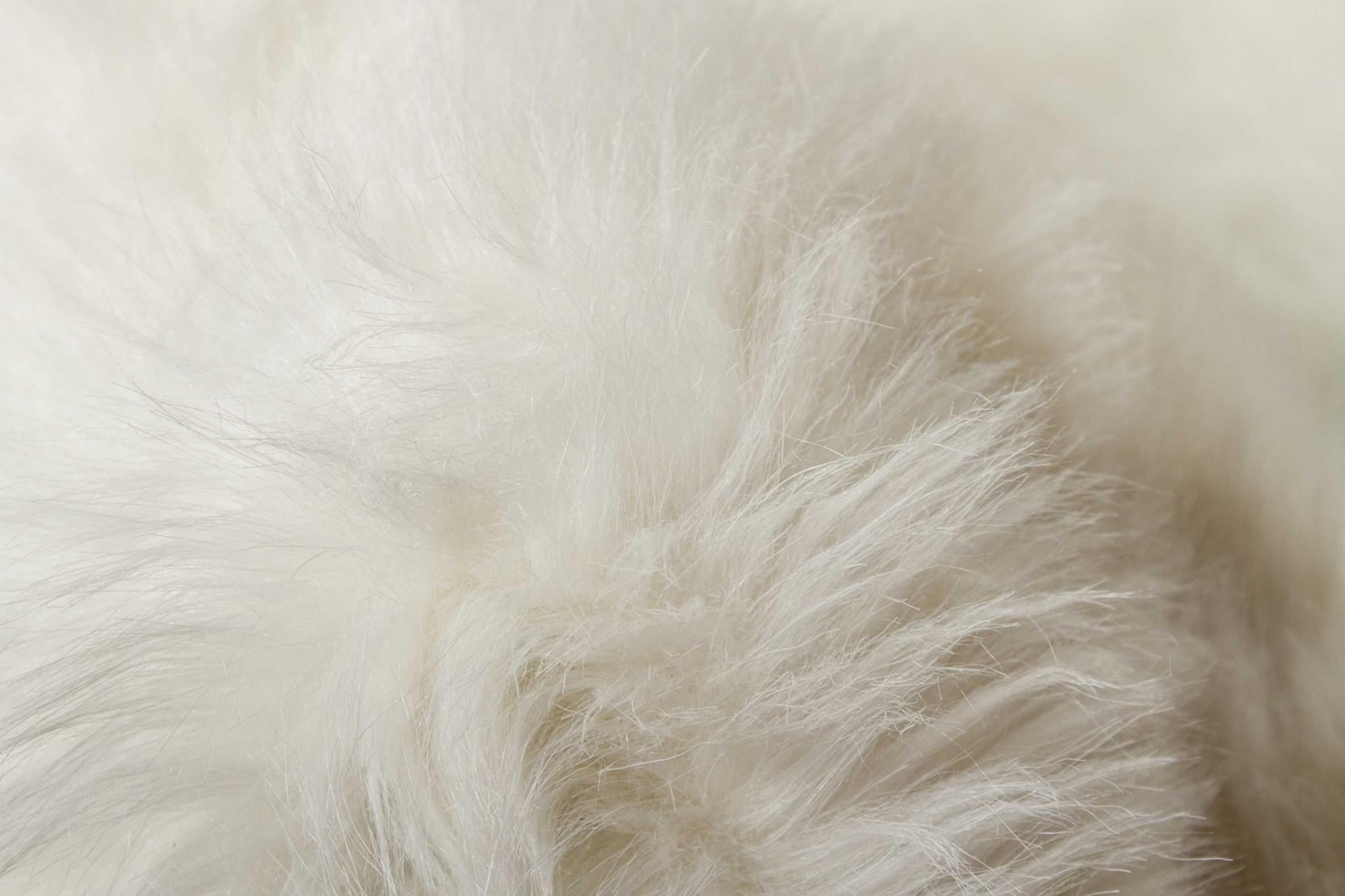 6' X 6' Off White Faux Fur Shag Washable Round Rug