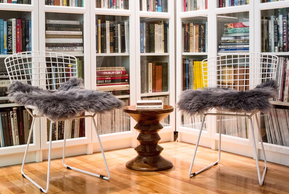 17" X 17" White Synthetic Solid Color Pad