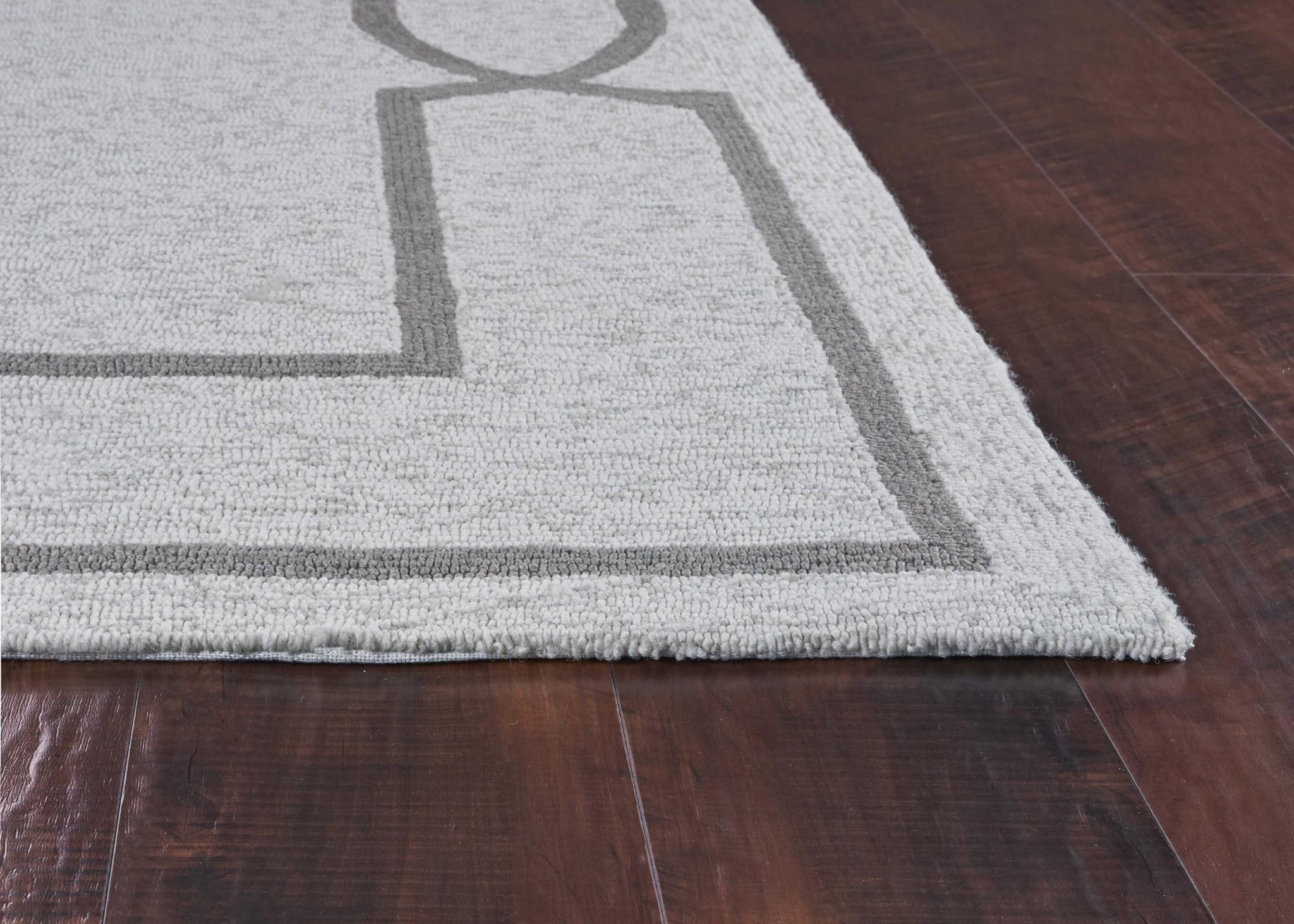 6' X 9' Ivory And Gray Geometric Hand Hooked Area Rug