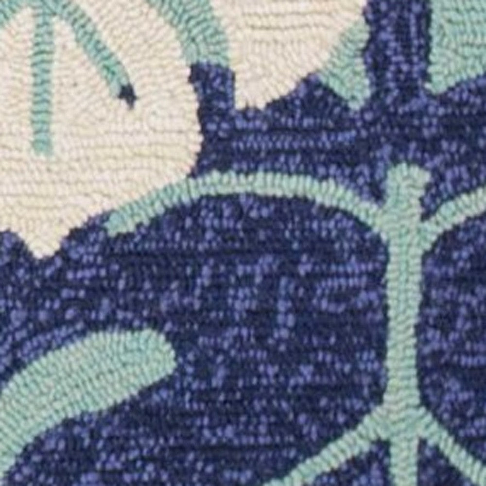 7' X 9' Turquoise And Ivory Botanical Leaves Hand Tufted Area Rug