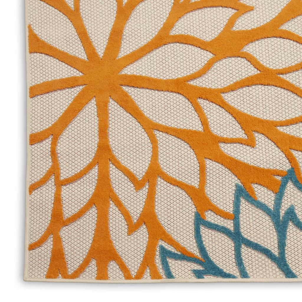 4' X 6' Green And Ivory Floral Indoor Outdoor Area Rug