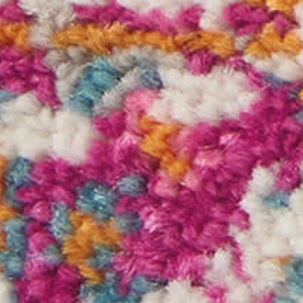 5' X 7' Ivory And Fuchsia Oriental Distressed Area Rug