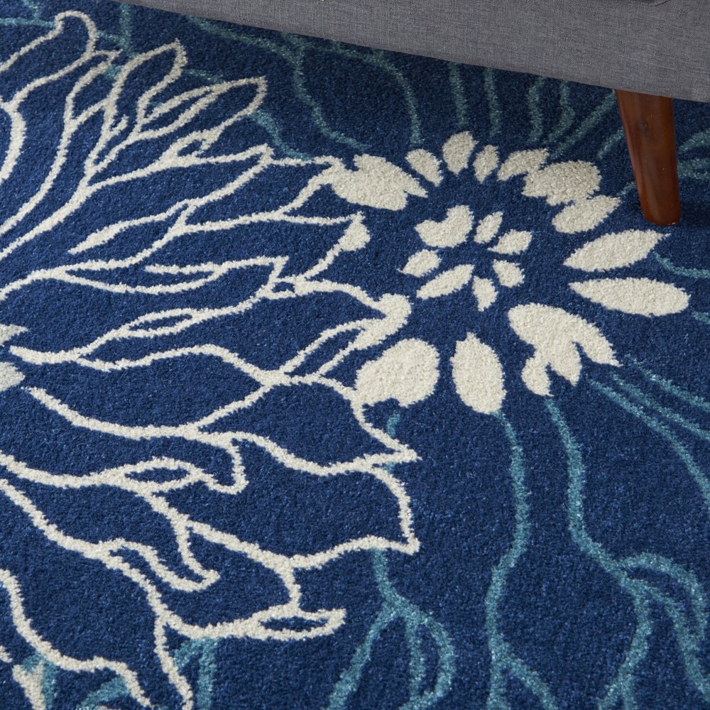4' X 6' Blue And Ivory Floral Area Rug