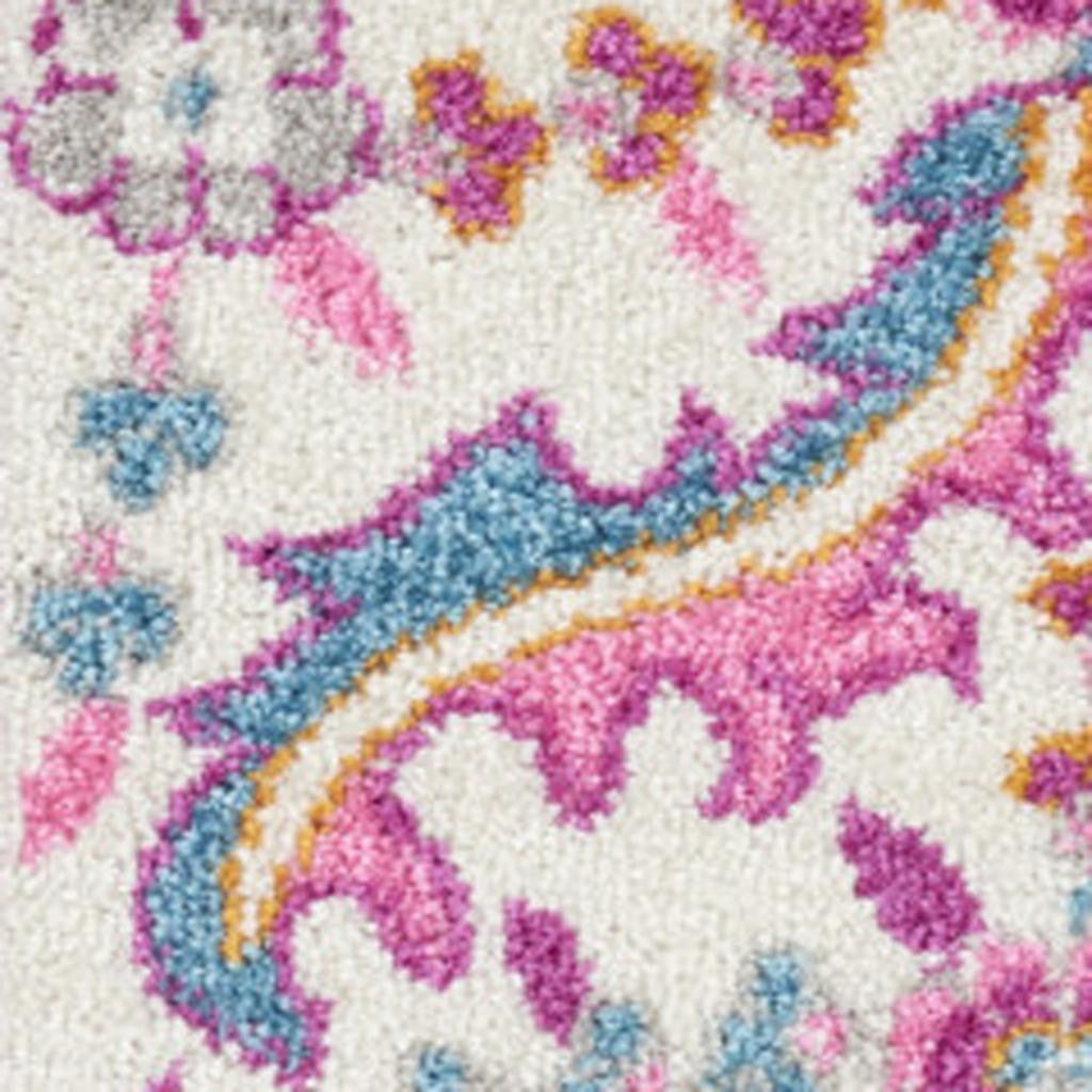 7' X 10' Light Gray And Pink Medallion Area Rug