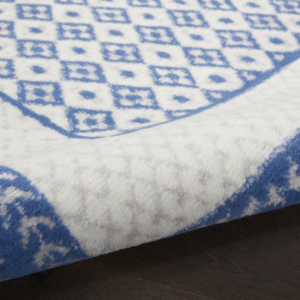 4' X 6' Ivory And Blue Geometric Area Rug