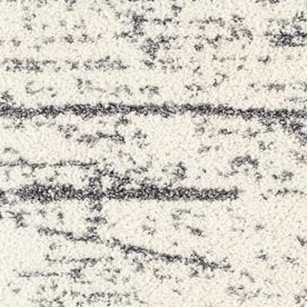 4' X 6' White And Gray Checkered Area Rug