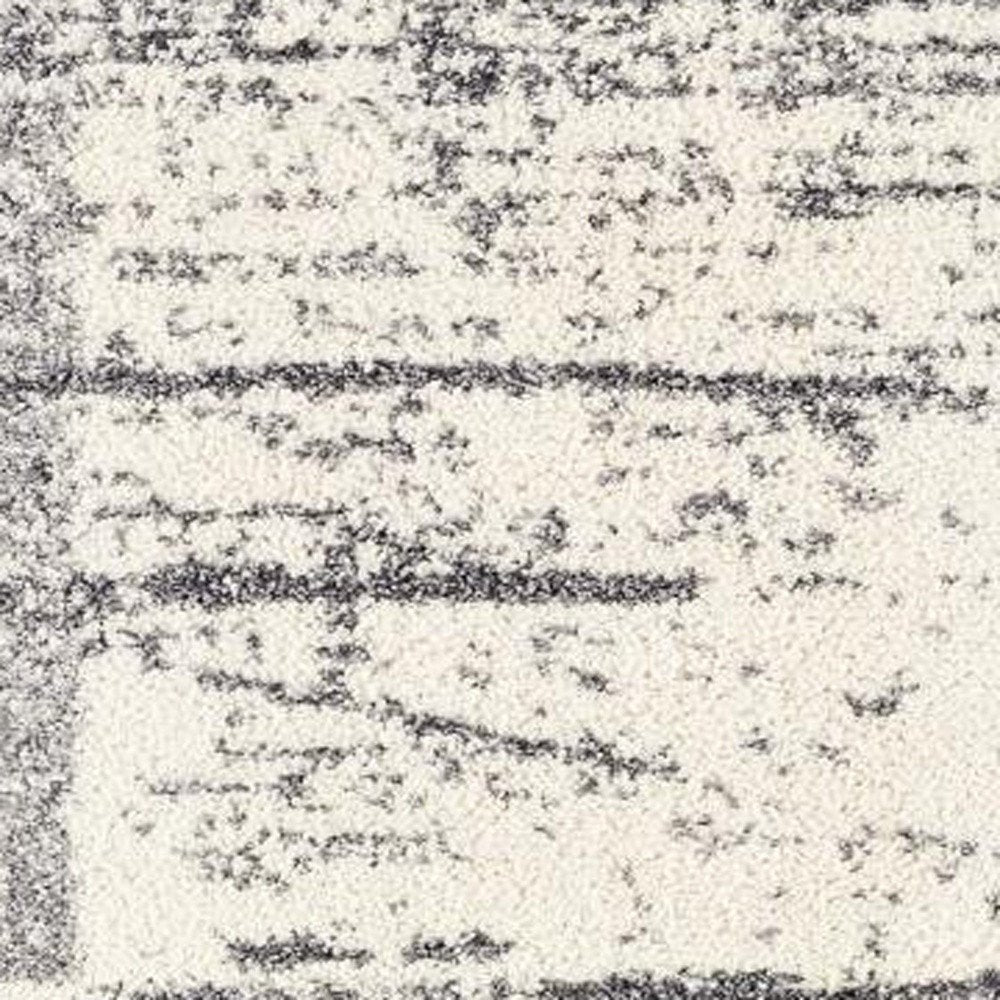 4' X 6' White And Gray Checkered Area Rug