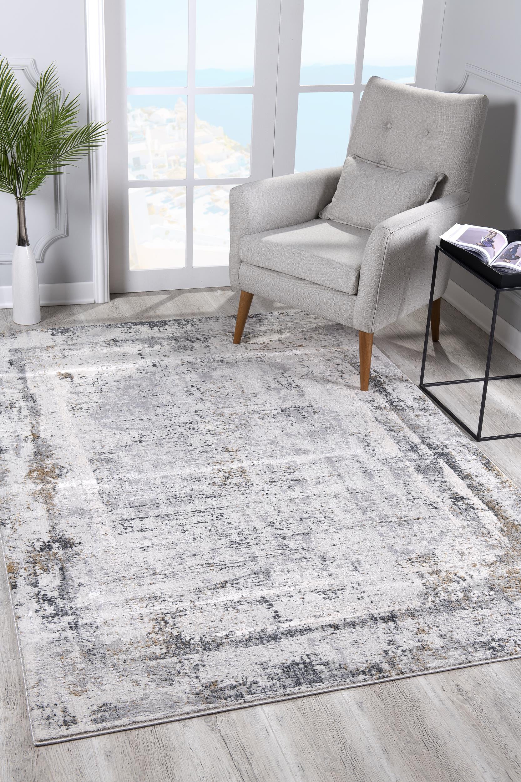 4' X 6' Gray and Ivory Abstract Power Loom Area Rug