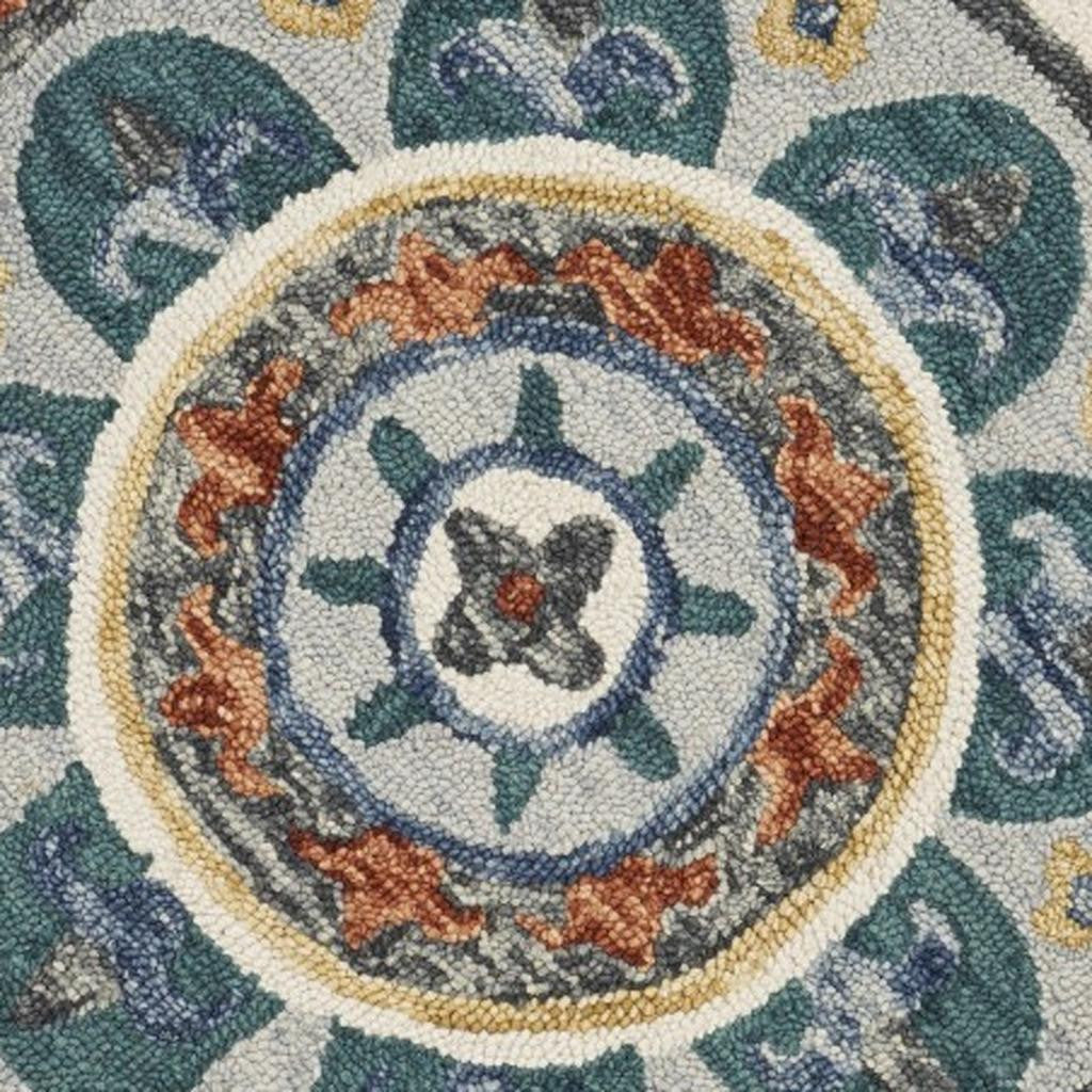 4' Green And Ivory Wool Hand Hooked Round Rug