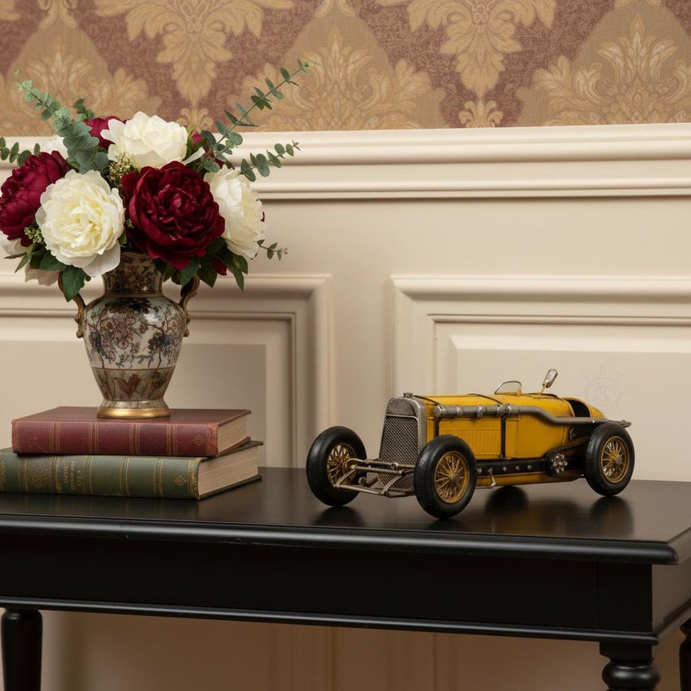 Alfa Romeo P2 Classic Racing Car Sculpture