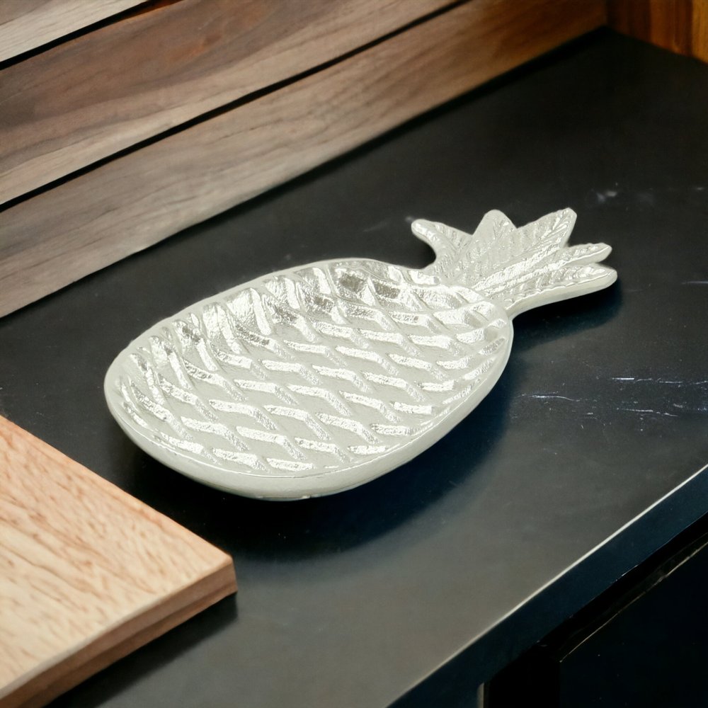 10" Silver Cast Iron Pineapple Decorative Pineapple