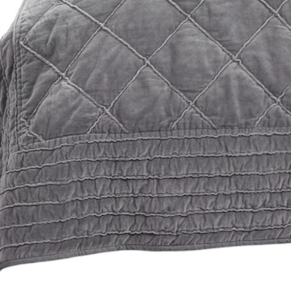 92" X 106" Gray Geometric Cotton Quilt