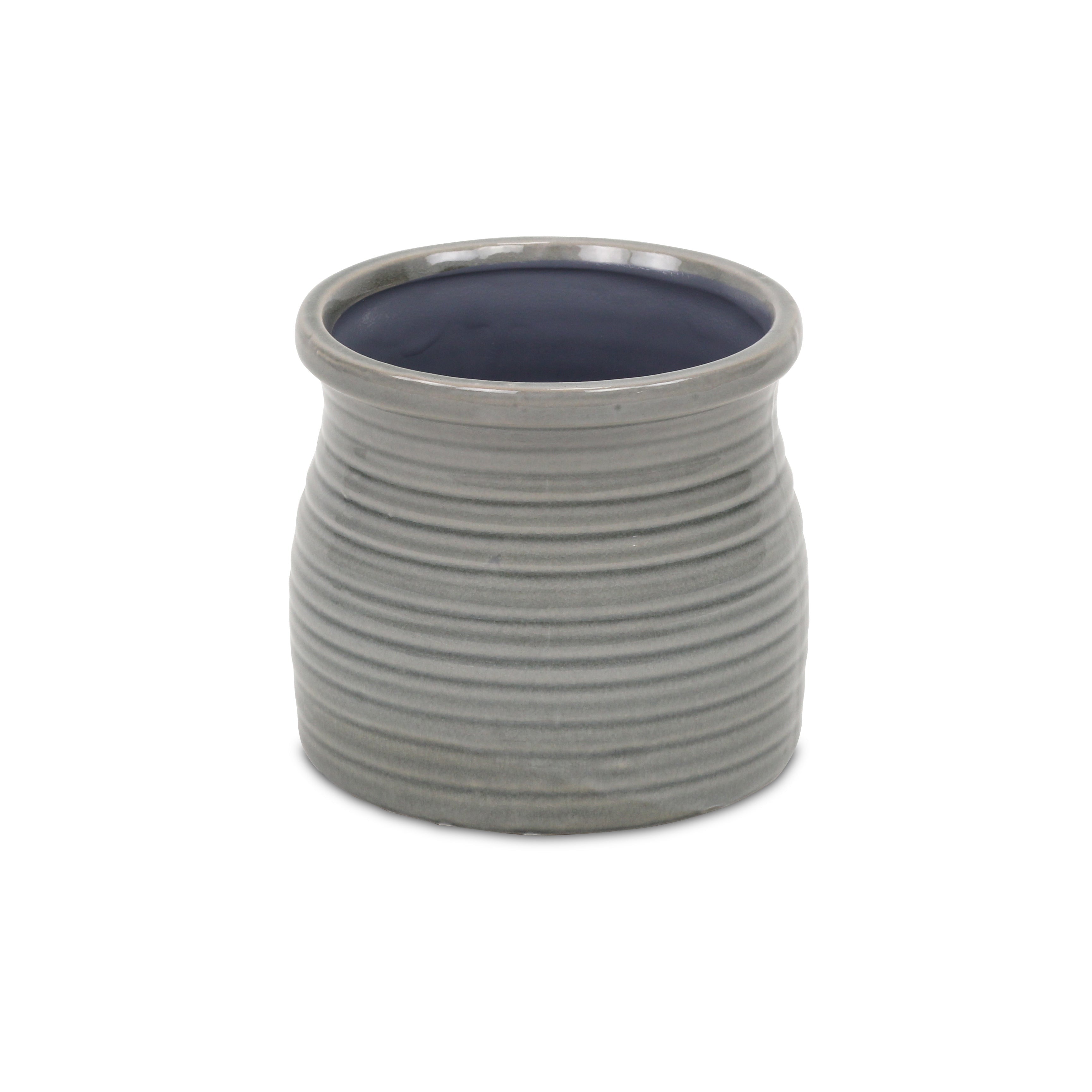 Gray Ceramic 51 Ounce Striped Round Distressed Pot Planter