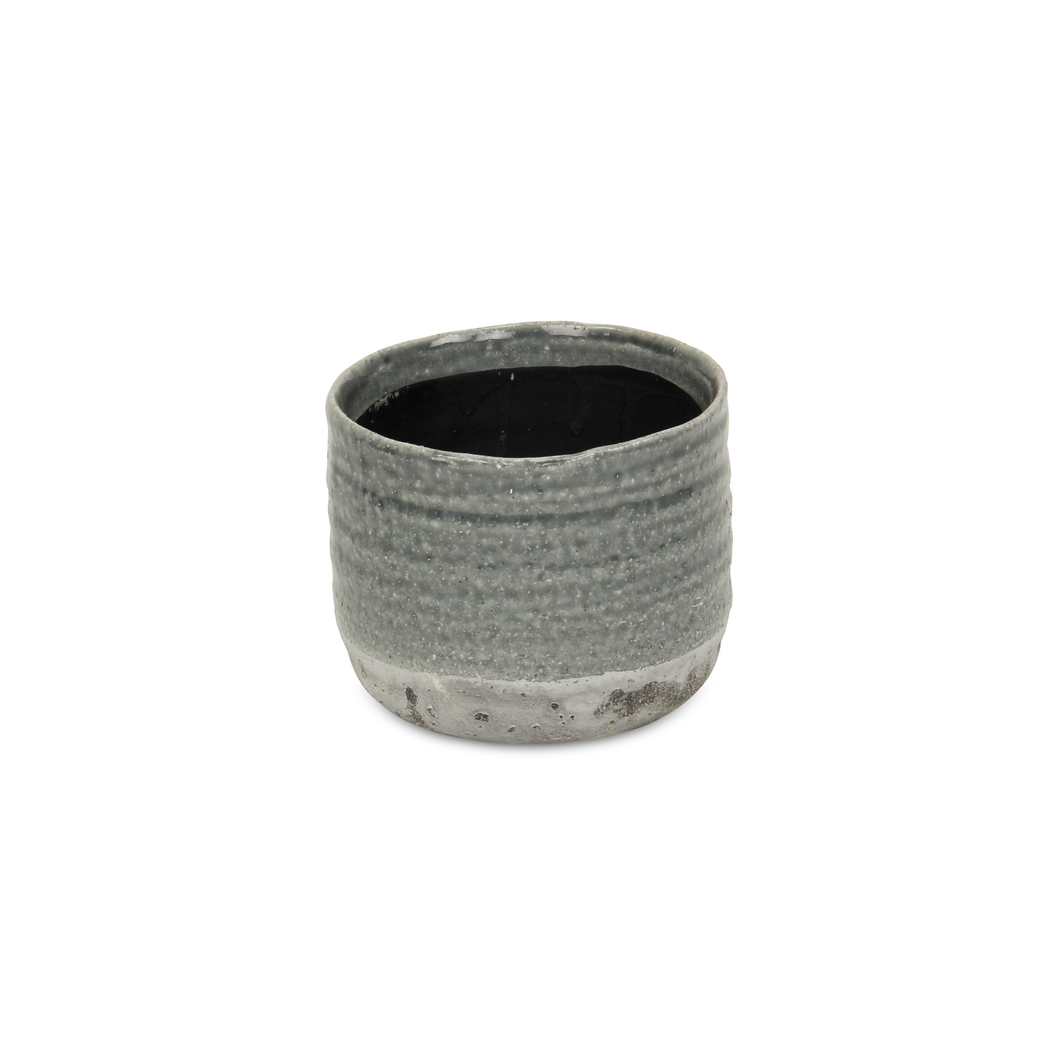 Gray Ceramic 19 Ounce Two Toned Round Distressed Pot Planter