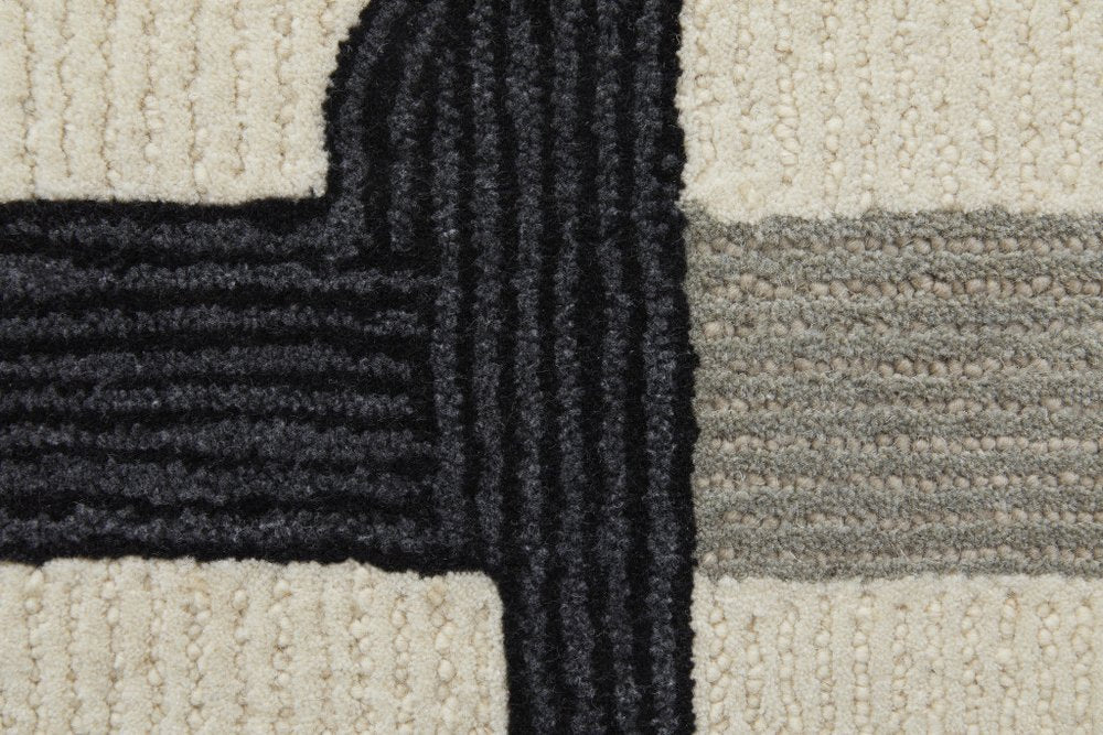 5' X 8' Gray and Ivory Wool Abstract Hand Tufted Area Rug