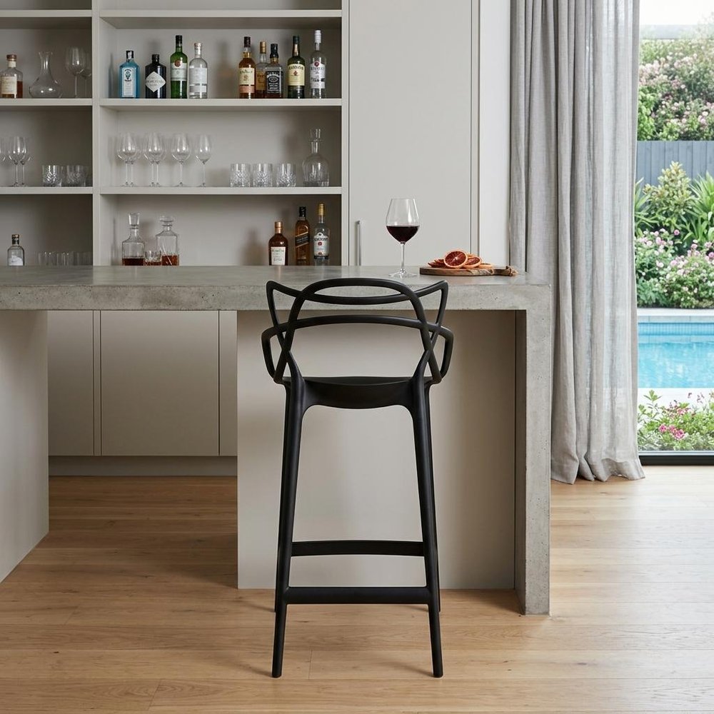 31" Black Heavy Duty Plastic Bar Height Bar Chair