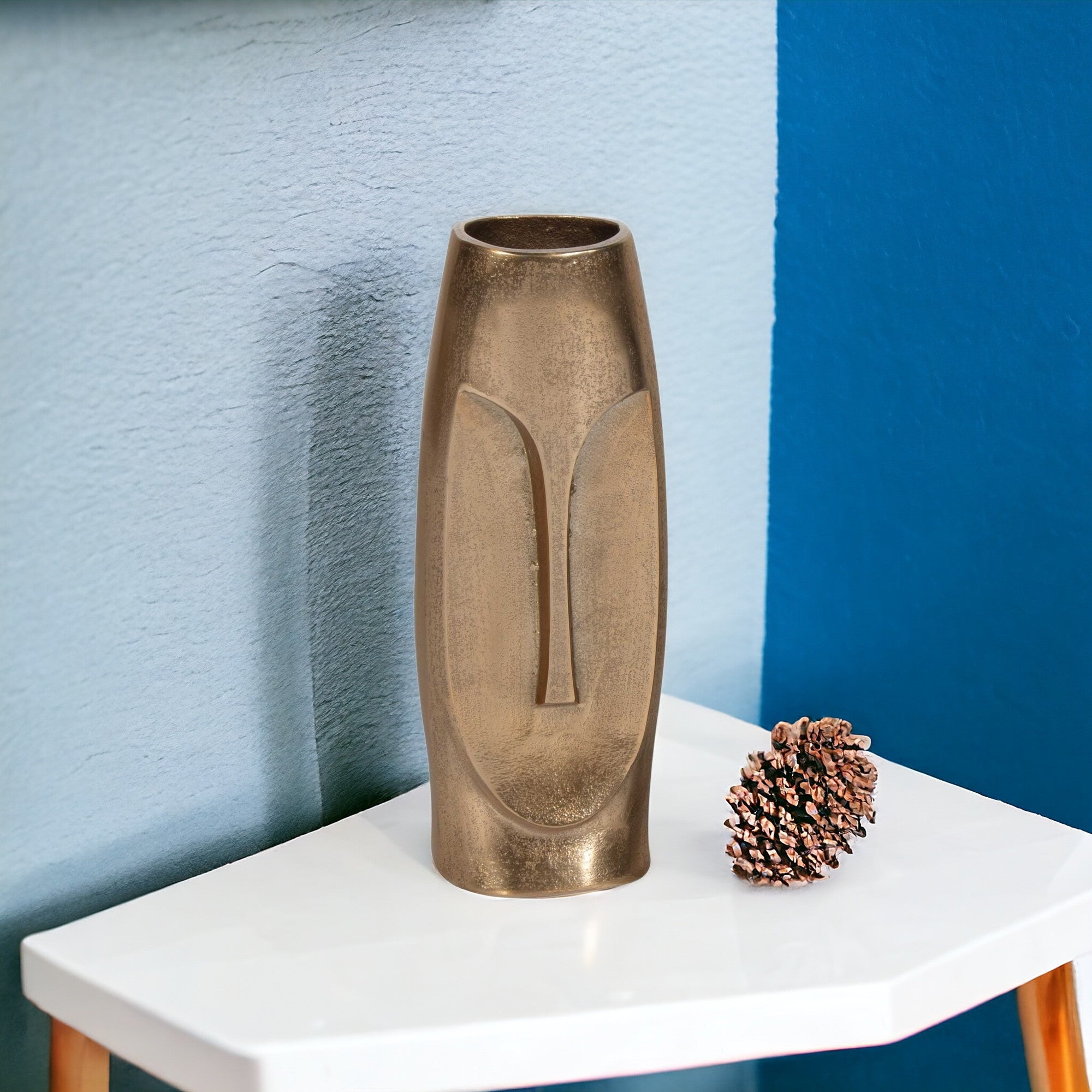 13" Gold Aluminum Faces Cylinder Table Vase