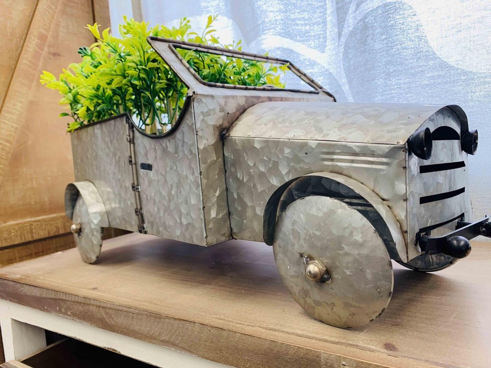 21" Silver Metal Flowers Hand Painted Truck Model Truck