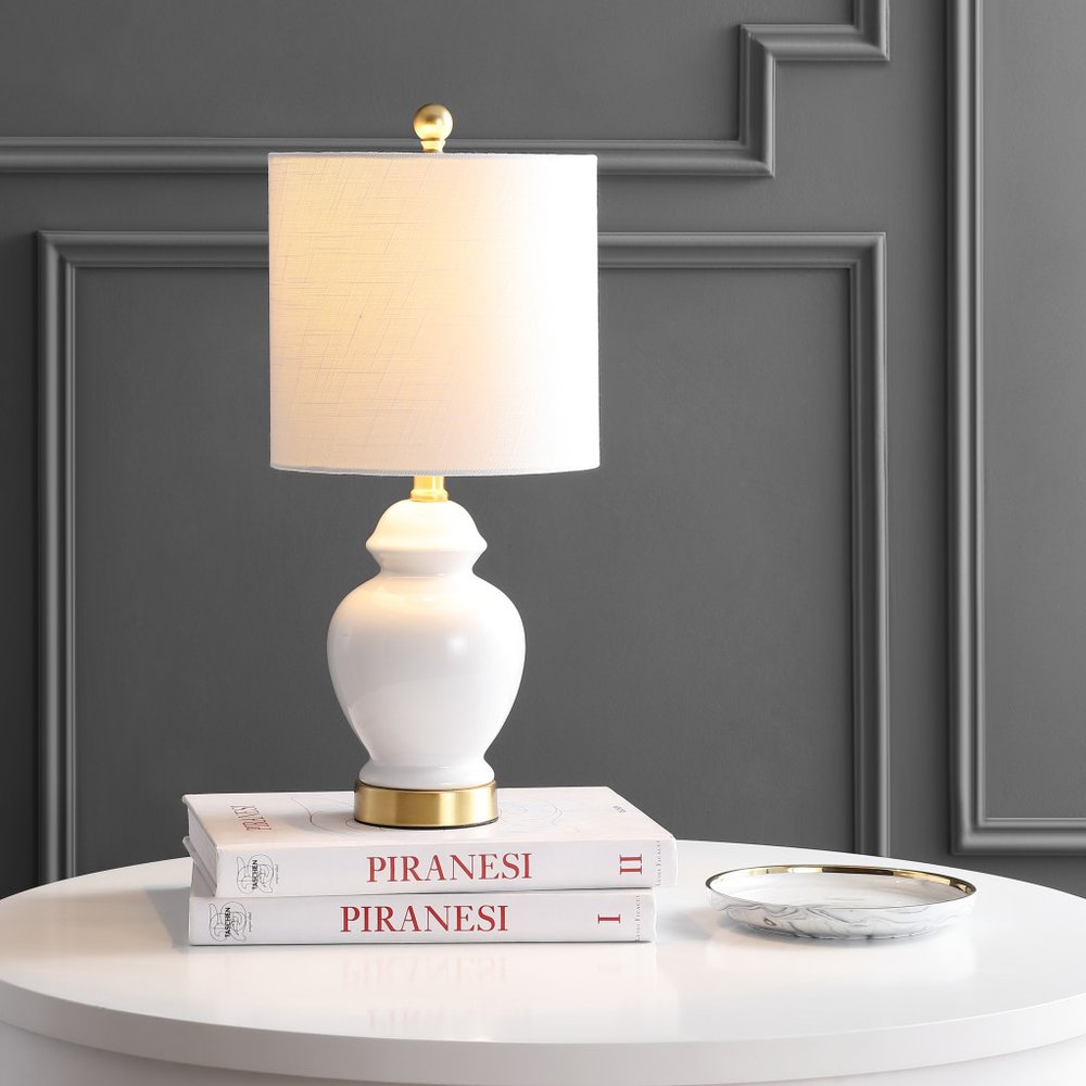 20" White And Gold Urn Table Lamp With Drum Shade