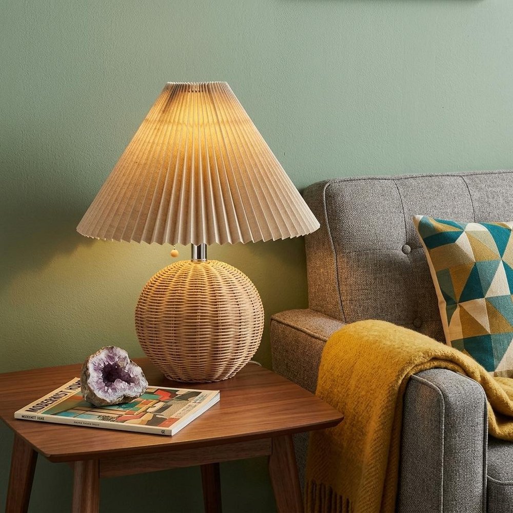 17" Clear Round Table Lamp With Empire Shade