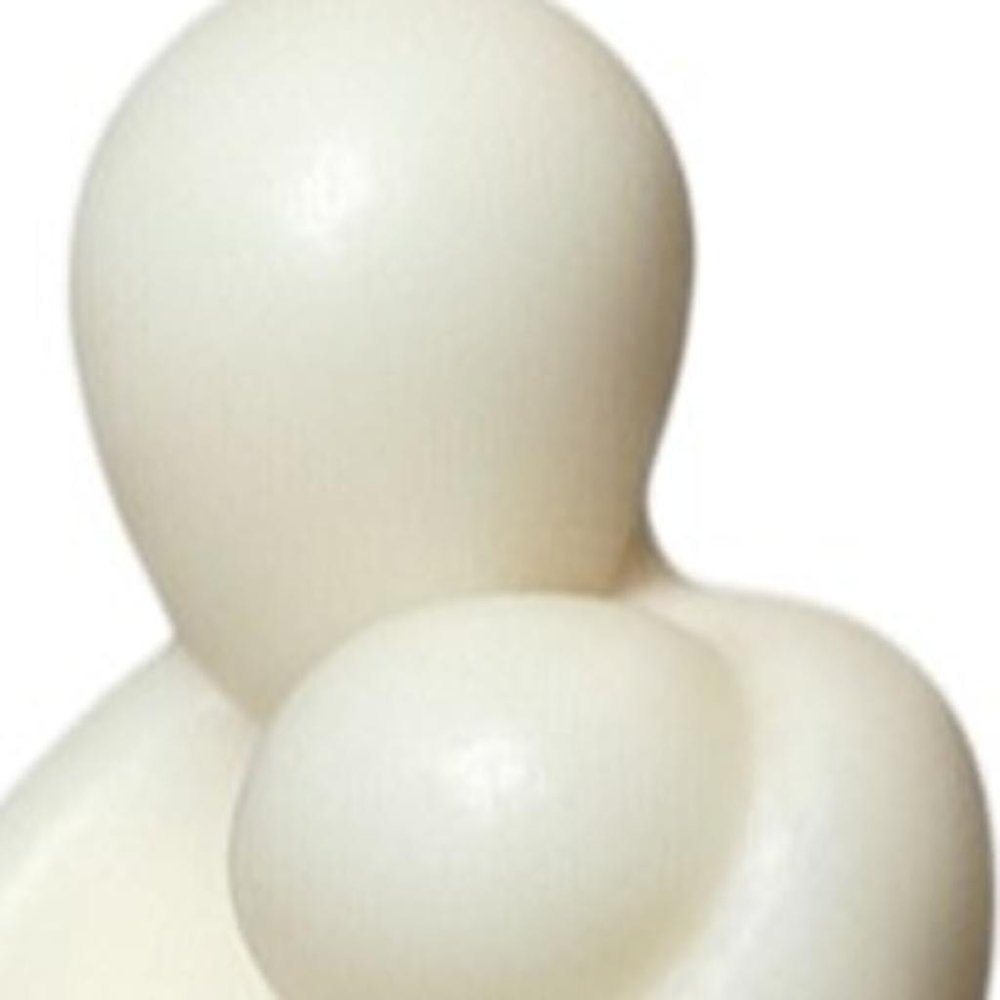 2" White Creamy Vanilla Scented Mother And Child Dimensional Candle