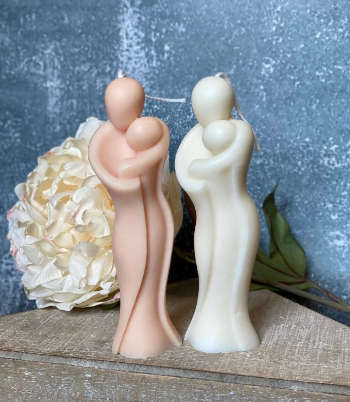 2" White Rose Petals Scented Mother And Child Dimensional Candle