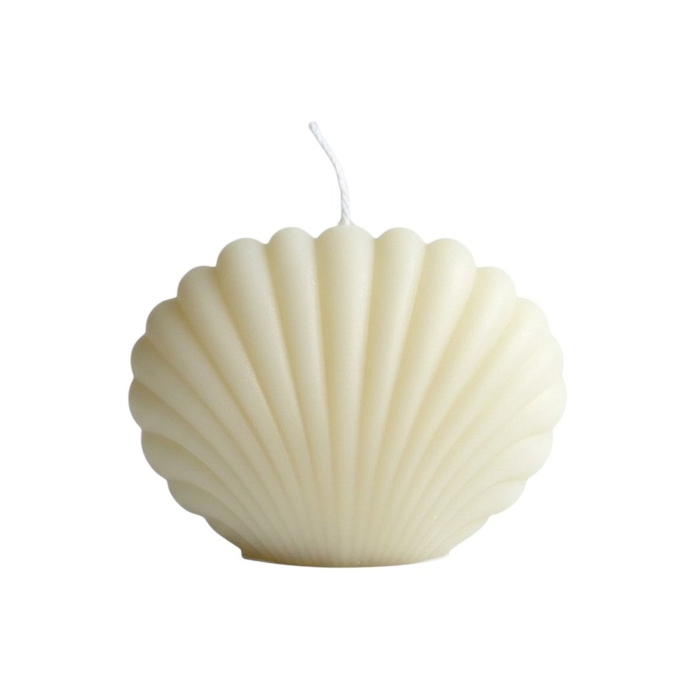 4" Ivory Unscented Dimensional Seashell Candle