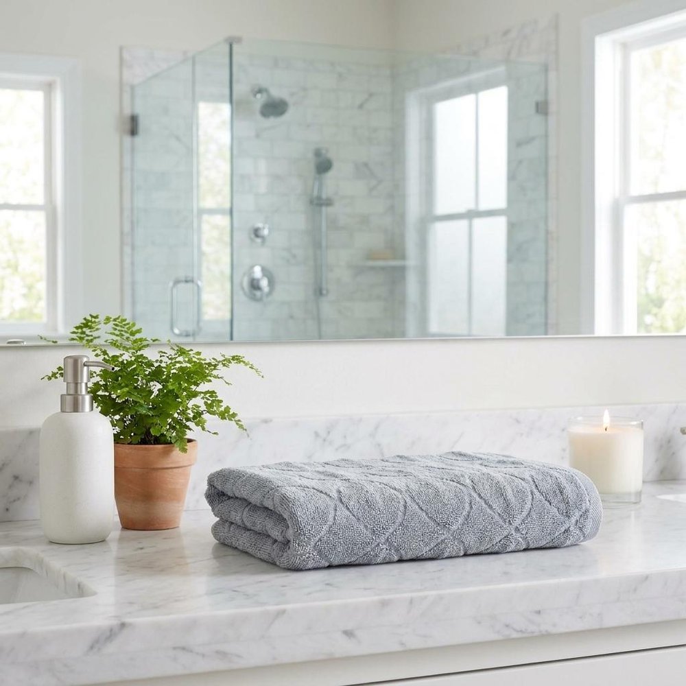 White Jacquard Turkish Cotton 27" X 54" Bath Towel
