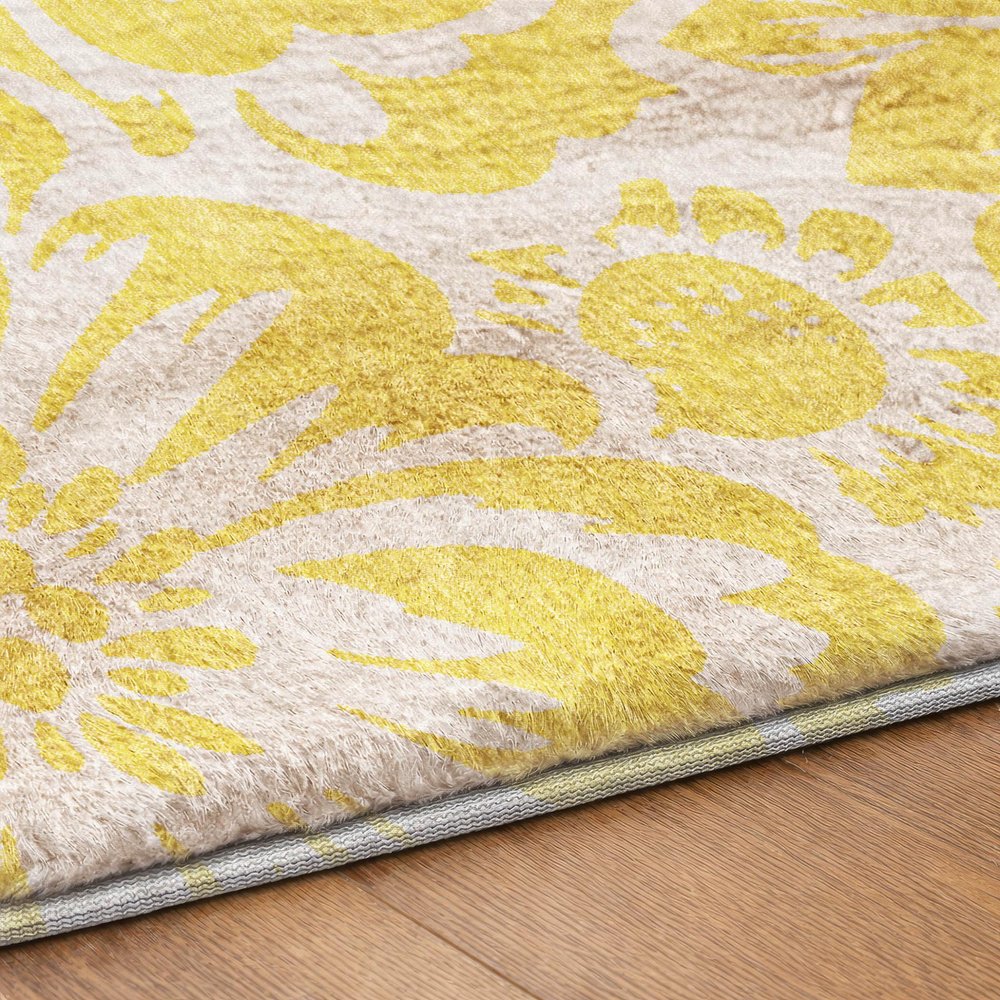 9' X 12' Yellow And Ivory Floral Shag Washable Area Rug With UV Protection