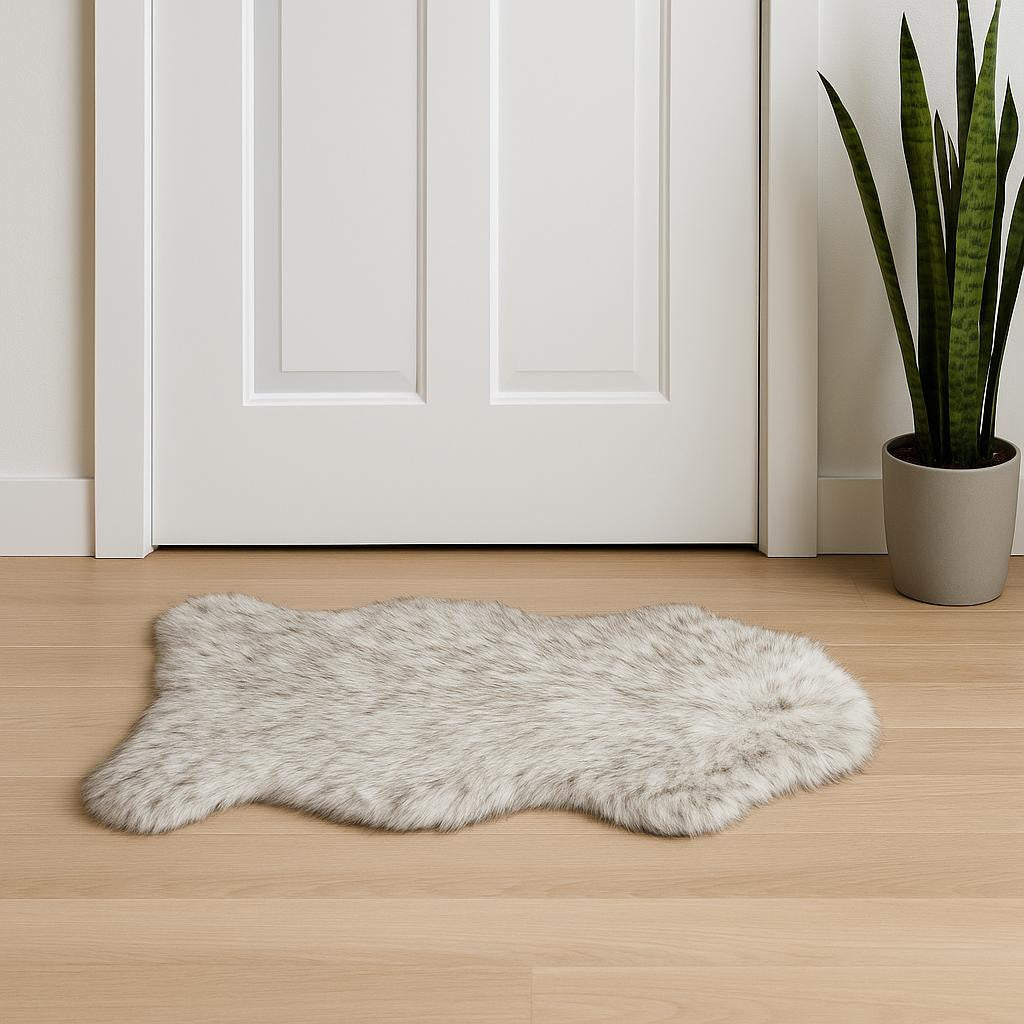 2' X 3' Gray Faux Sheepskin Washable Area Rug