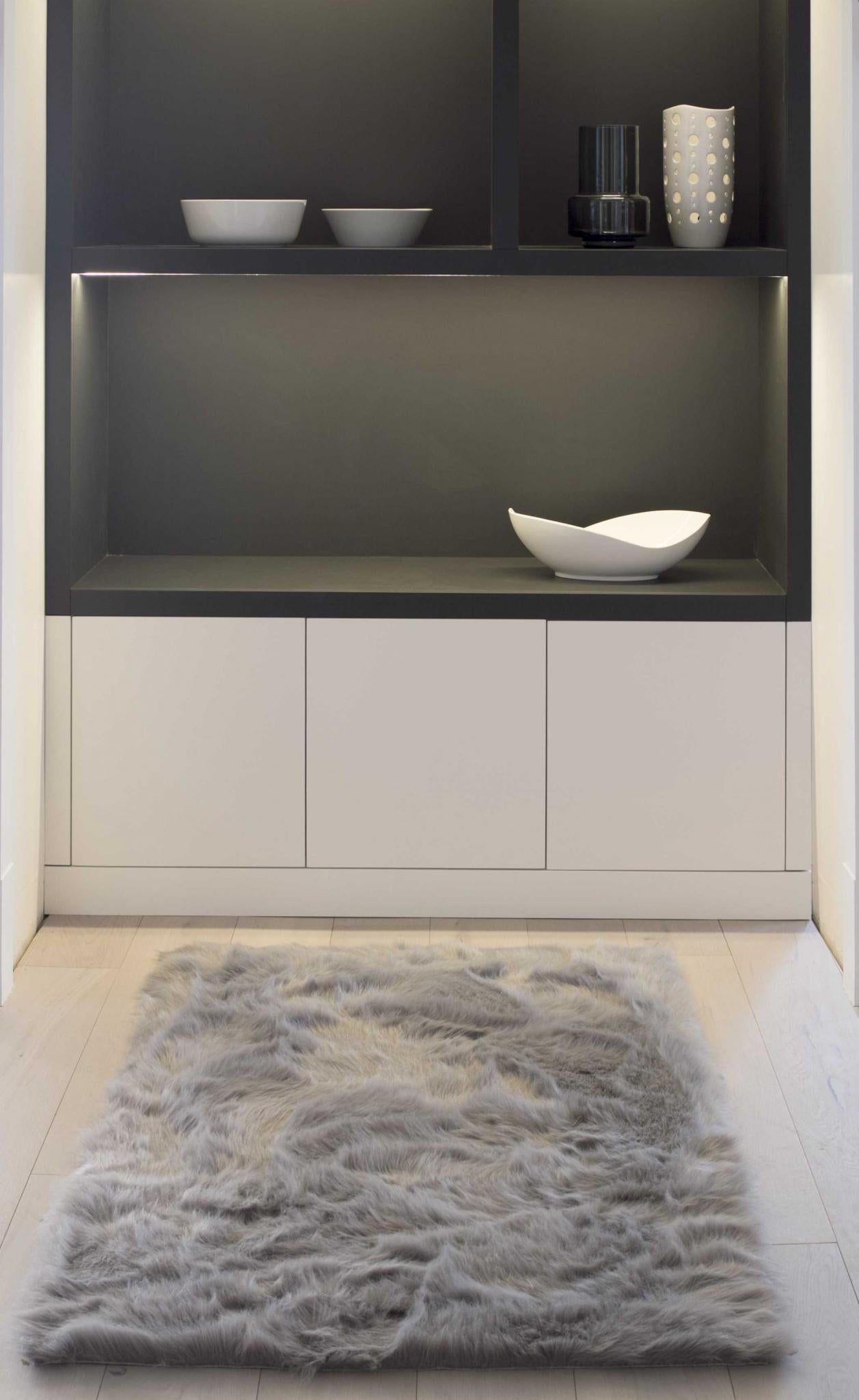 3' X 5' Gray Faux Fur Shag Area Rug