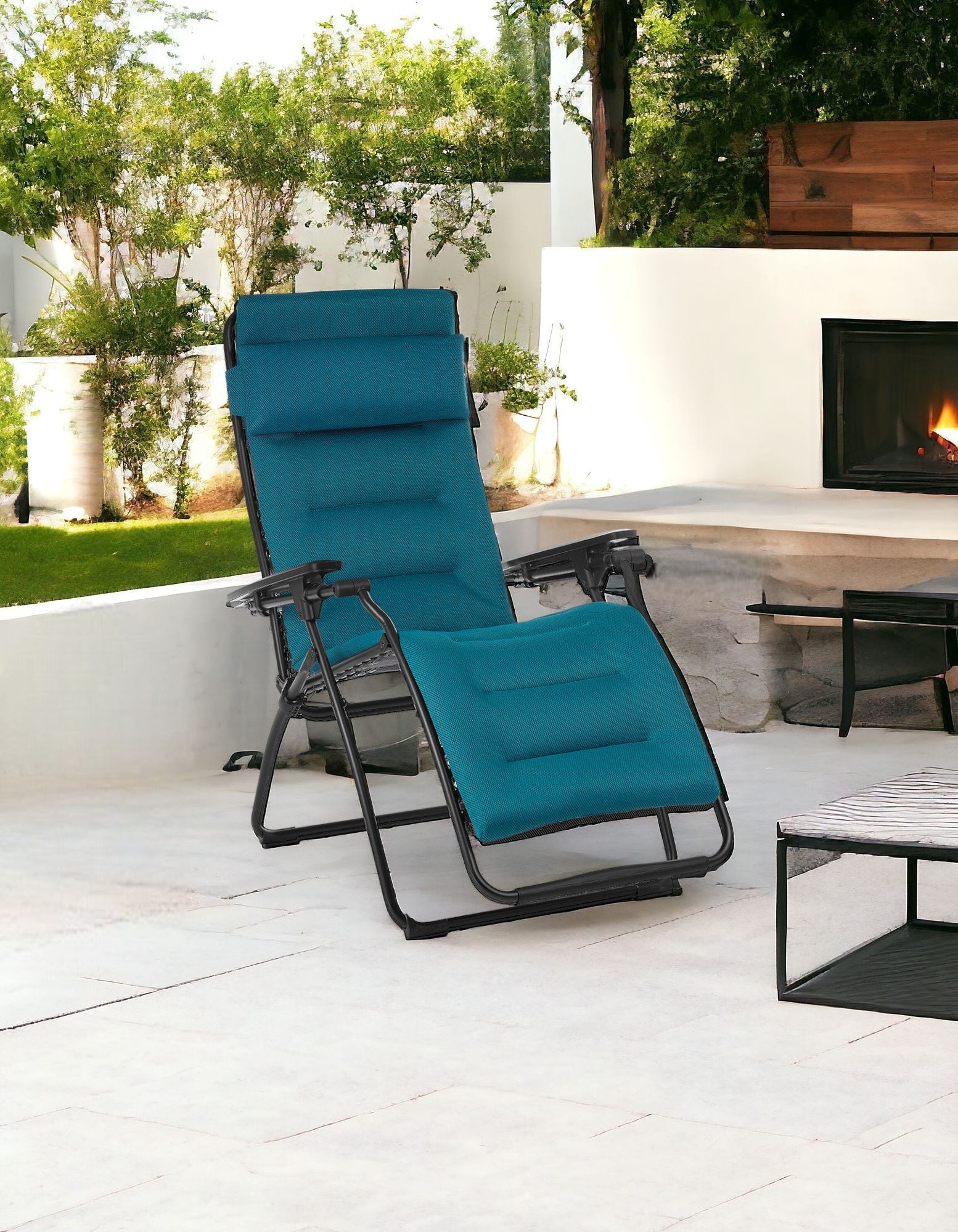 26" Black Steel Outdoor Zero Gravity Chair with Black Cushion