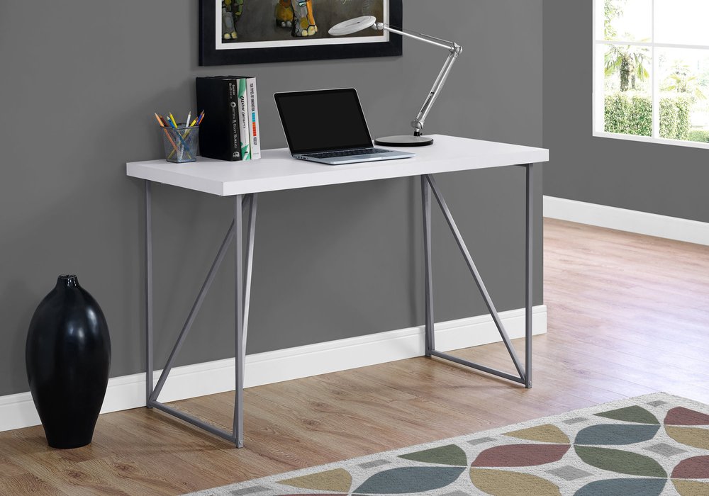 47" White and Silver Computer Desk
