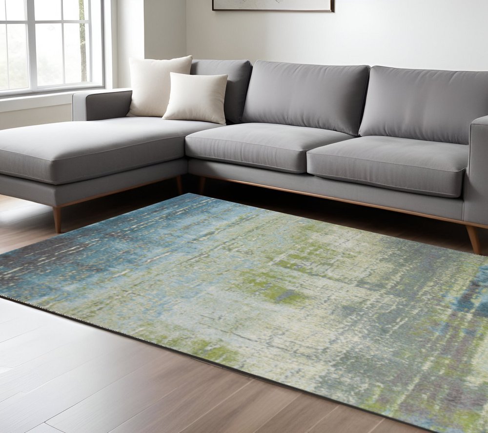 7' X 10' Blue and Green Area Rug