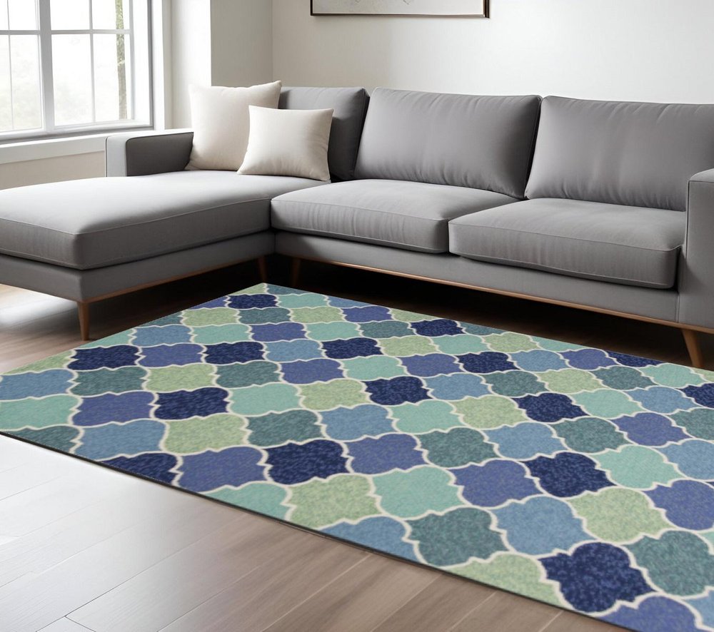 7' X 9' Blue Purple And Aqua Quatrefoil Hand Tufted Area Rug
