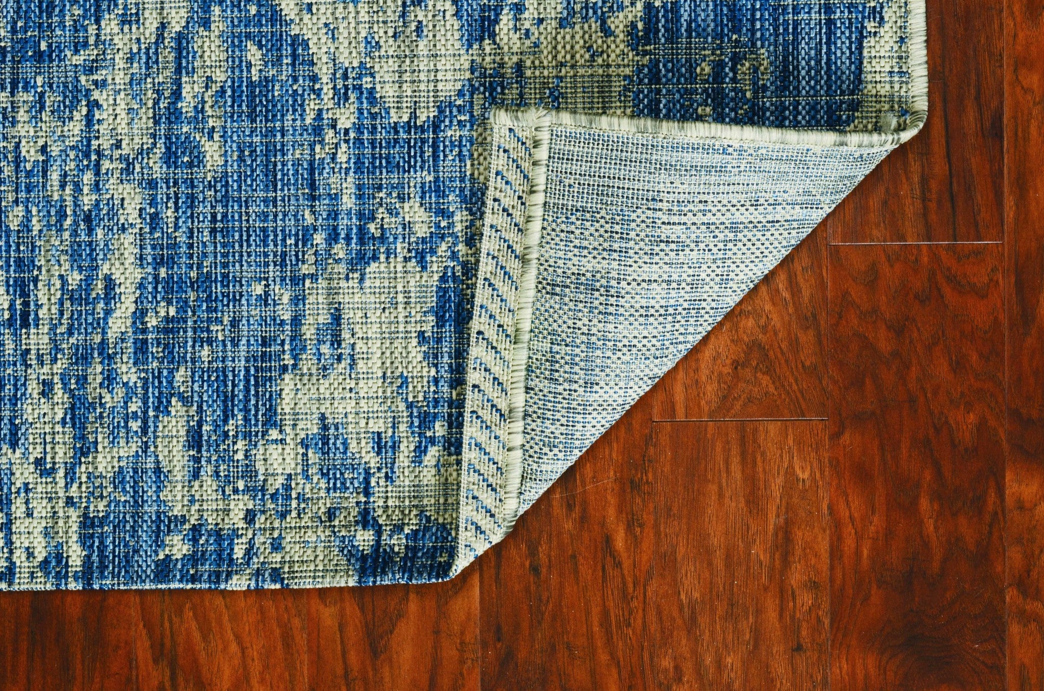 3' X 4' Green And Denim Blue Abstract Area Rug