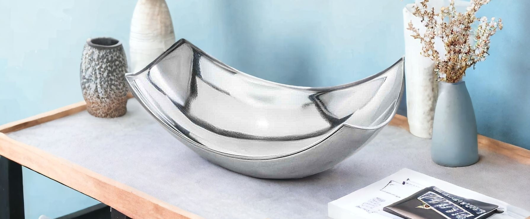 9.75" X 17" X 5.5" Buffed, Silver, Large Scoop Bowl