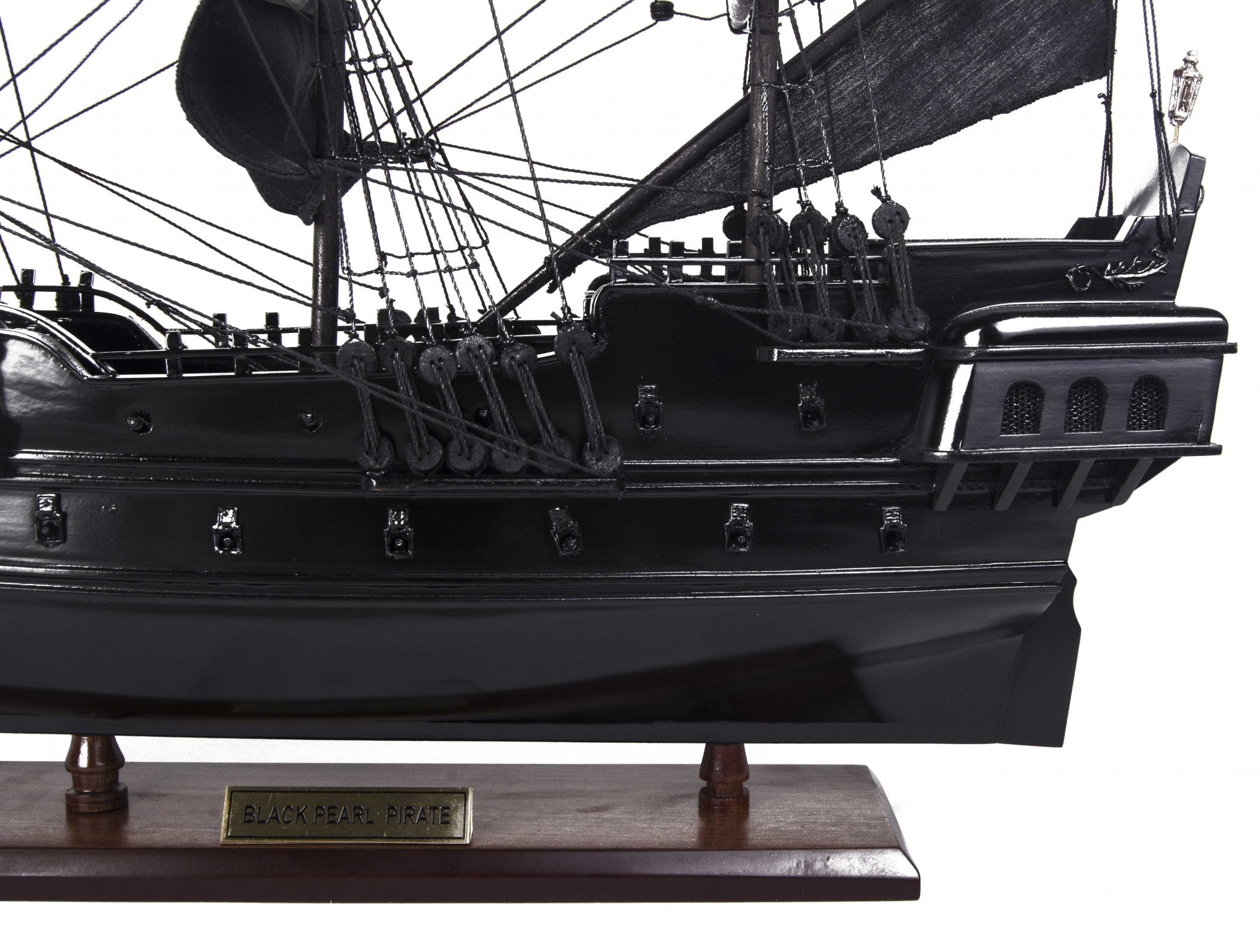 6.5" X 20" X 19"Black Pearl Pirate Ship