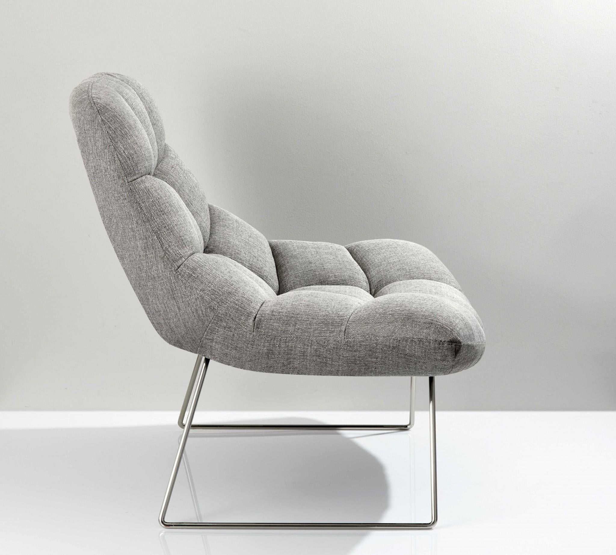 40" Gray and Silver Upholstered Tufted Butterfly Chair