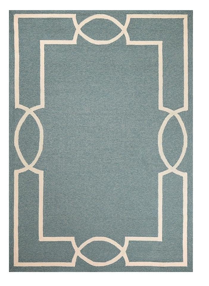 7' X 10' Gray And Ivory Round Handmade Indoor Outdoor Area Rug