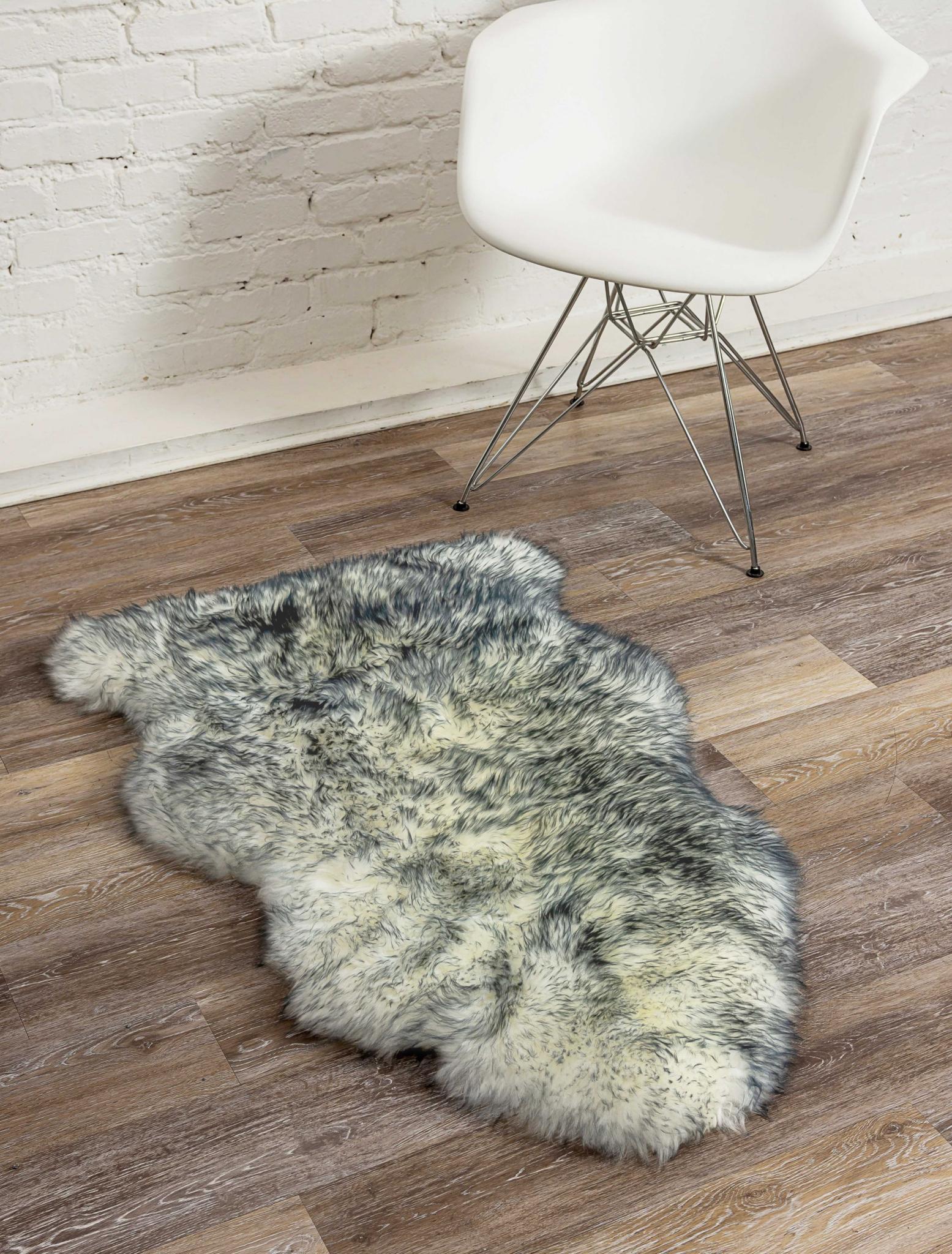 2' X 3' Gray Shag Area Rug