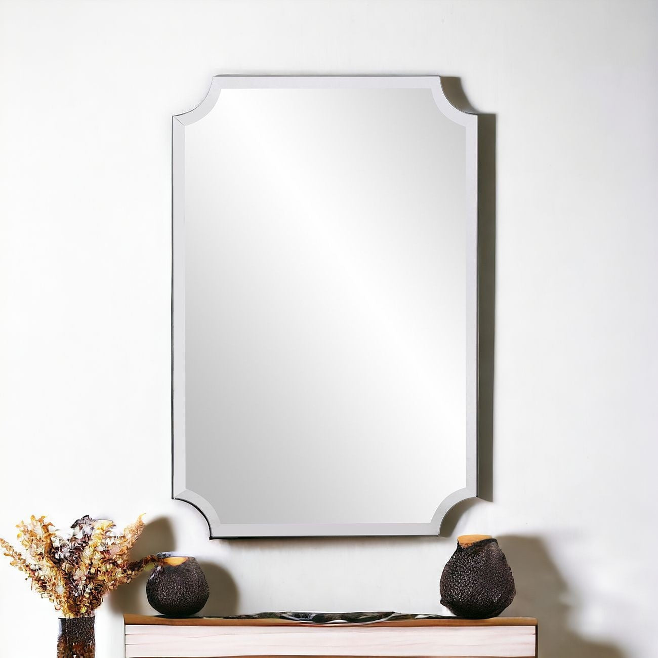 Minimalist  Rectangle Mirror With Beveled Edge And Scalloped Corners