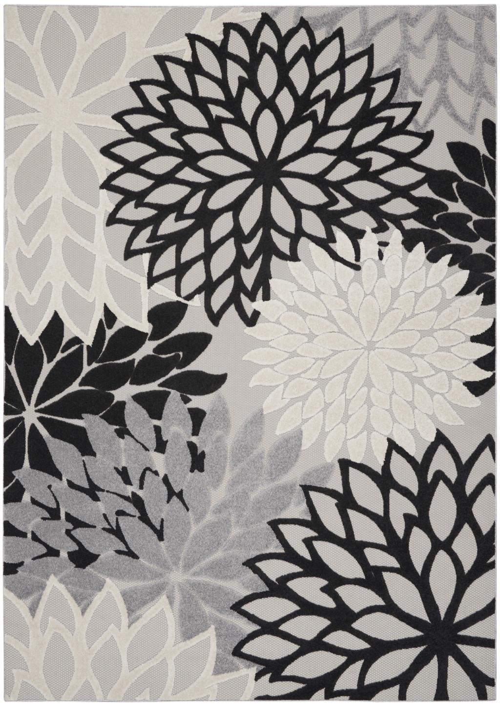 8' X 11' Black And White Indoor Outdoor Area Rug
