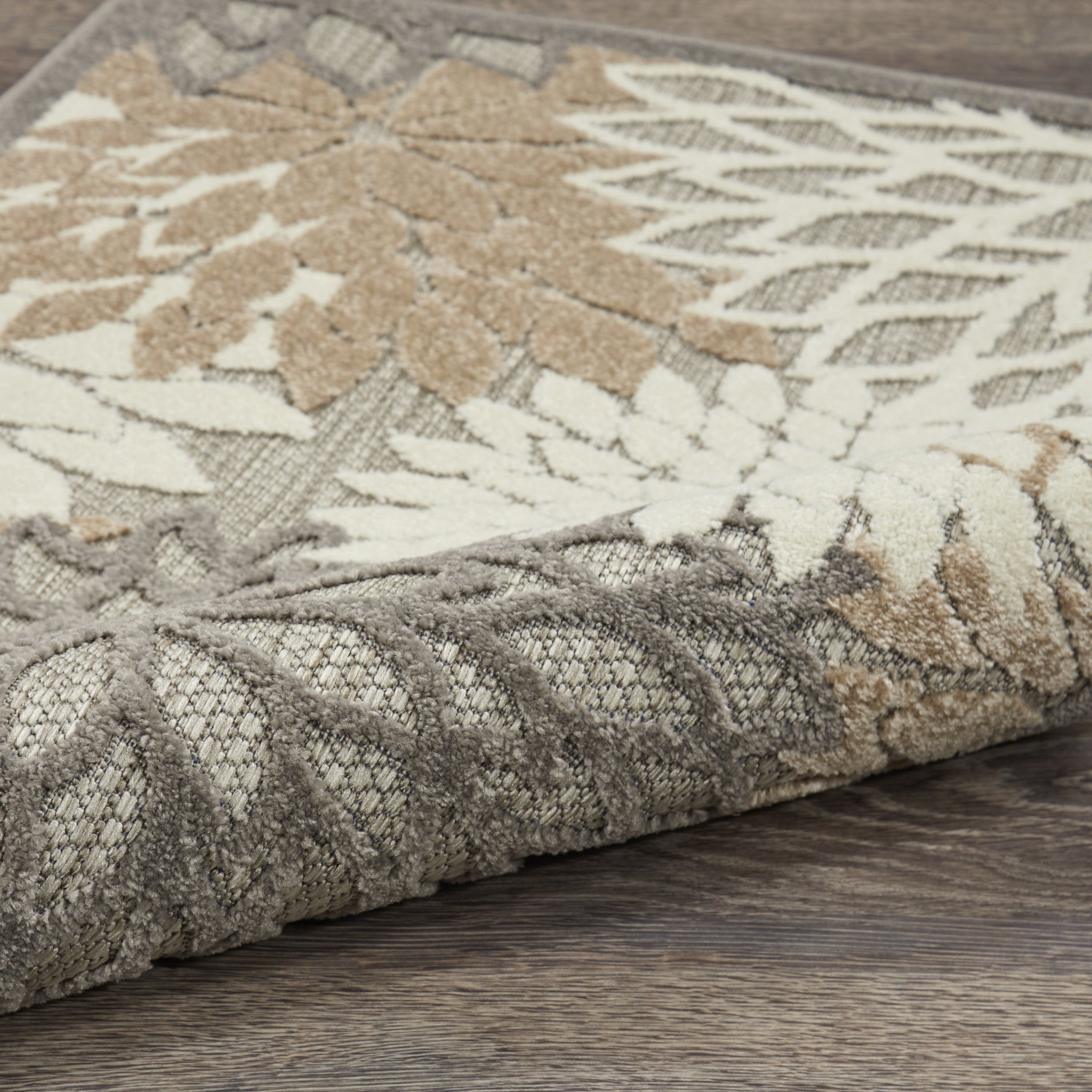 3' X 4' Gray And Ivory Floral Indoor Outdoor Area Rug