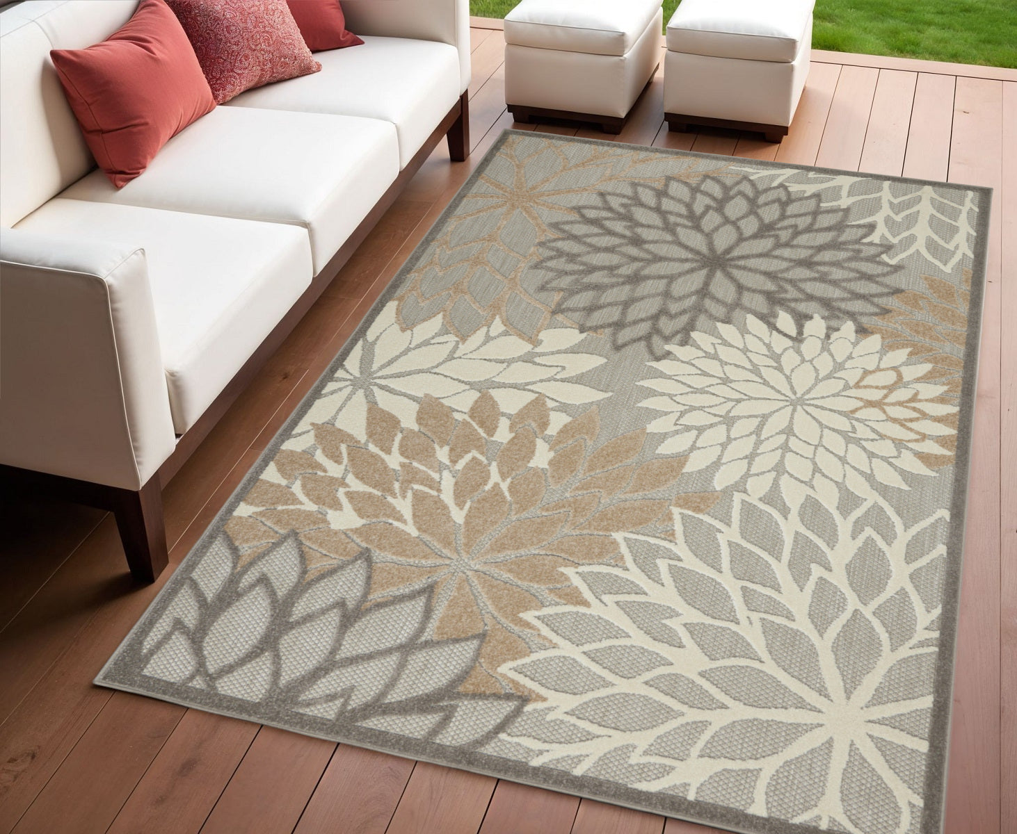 4' X 6' Gray And Ivory Indoor Outdoor Area Rug