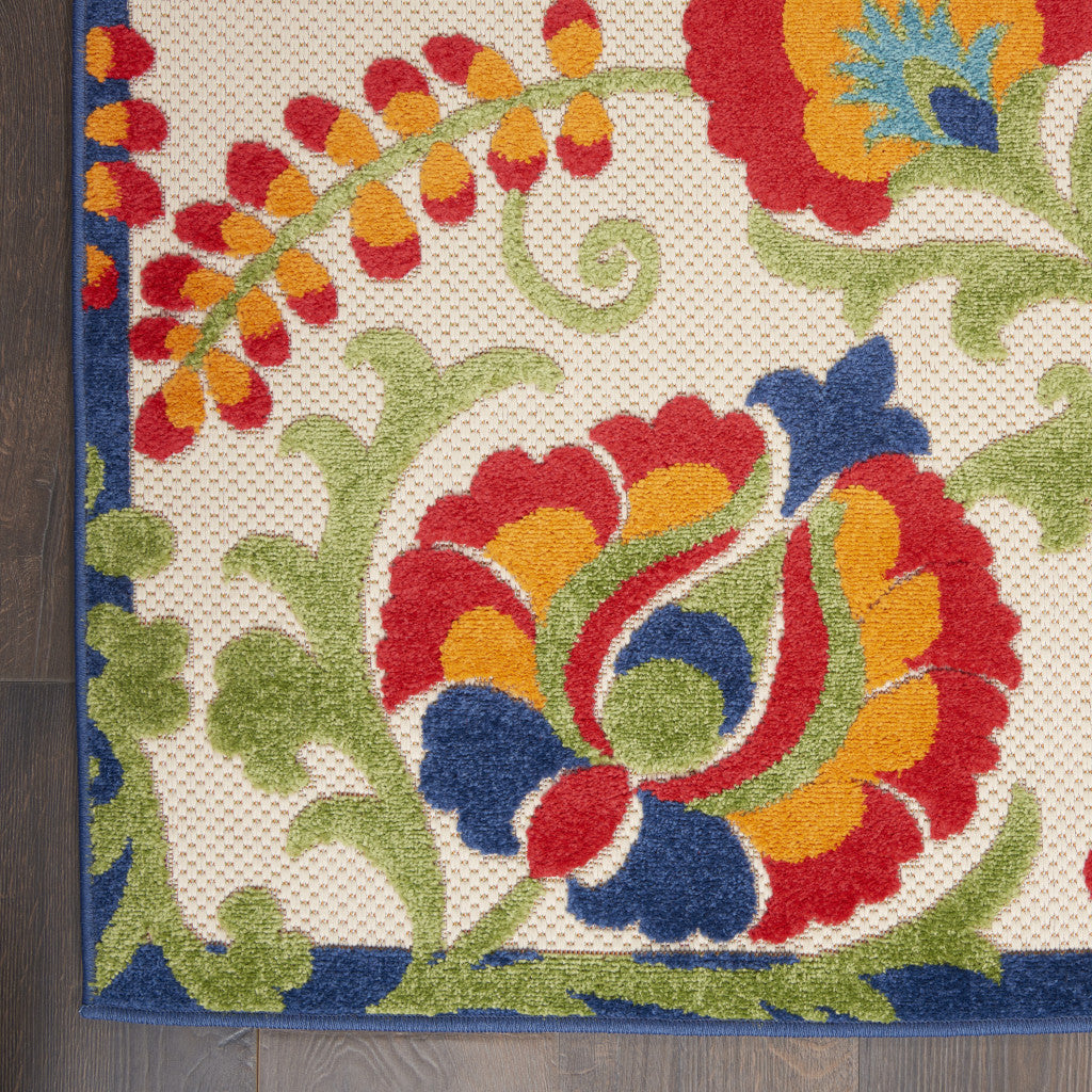 6' Green And Ivory Indoor Outdoor Area Rug