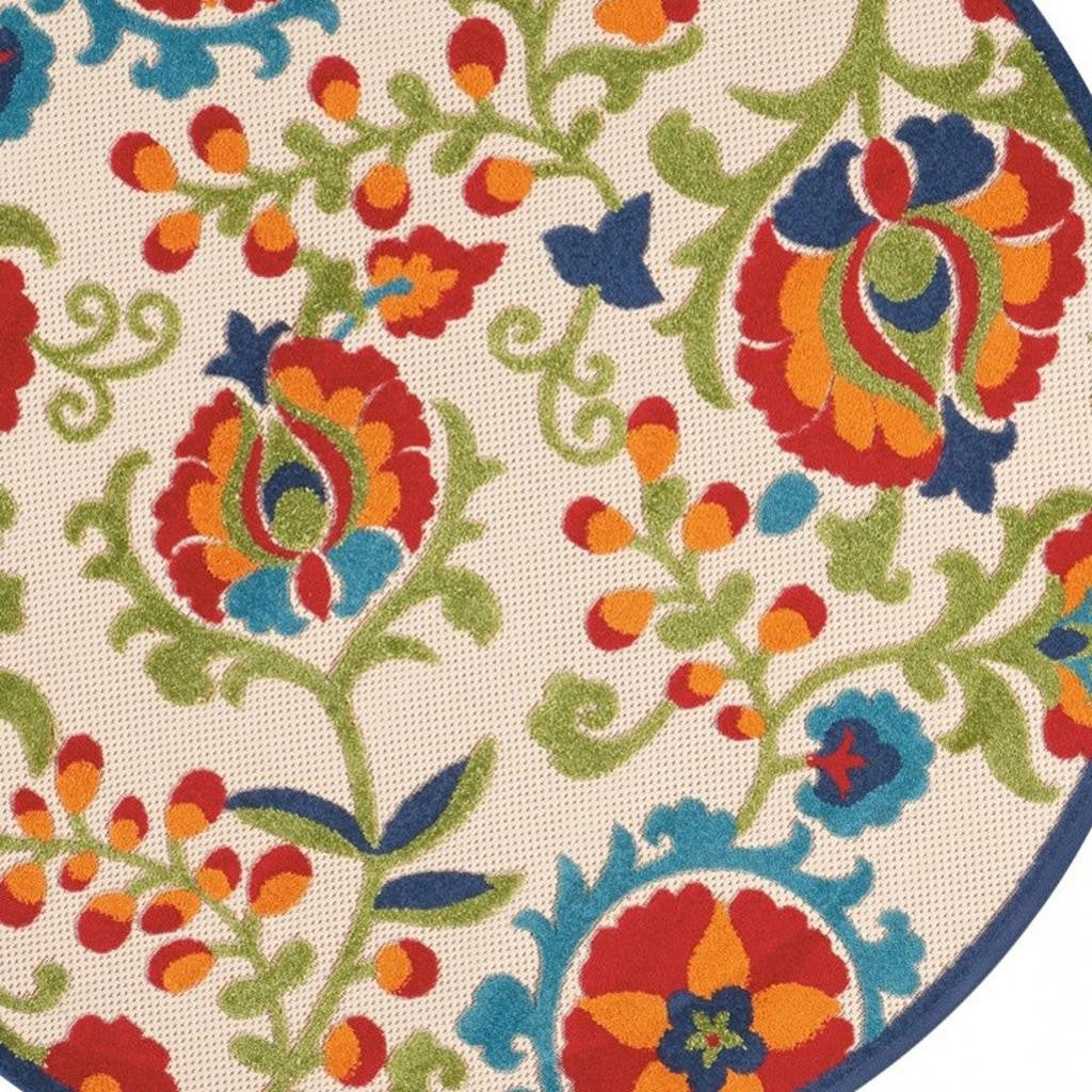 5' Green And Ivory Round Indoor Outdoor Area Rug