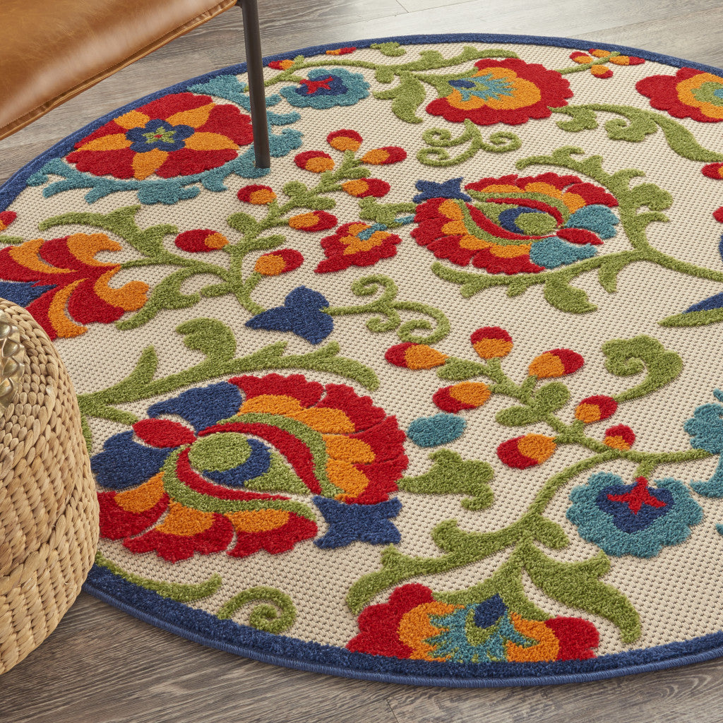 5' Green And Ivory Round Indoor Outdoor Area Rug